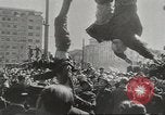 Standbild Zweiten Weltkrieg Kriegsverbrecher europäische Theater, 1945, aus Sekunde 56 historischem Filmmaterial Videoclip 65675057512