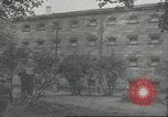 Standbild Nürnberger Prozeß Gefängniszellen Deutschland, 1945, aus Sekunde 1 historischem Filmmaterial Videoclip 65675057514