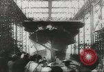 Standbild USS Ticonderoga einer Zeremonie Newport News Virginia USA, 1944, aus Sekunde 37 historischem Filmmaterial Videoclip 65675057517