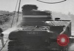Standbild Kampffahrzeuge dekontamination Maryland United States USA, 1942, aus Sekunde 34 historischem Filmmaterial Videoclip 65675057537