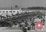 Standbild Kampffahrzeuge dekontamination Maryland United States USA, 1942, aus Sekunde 48 historischem Filmmaterial Videoclip 65675057538