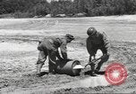 Standbild Fahrzeug dekontamination Maryland United States USA, 1942, aus Sekunde 62 historischem Filmmaterial Videoclip 65675057540