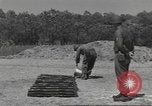 Image de destruction de munitions United States USA, 1959, de la seconde 20 séquences d'archives historiques vidéo 65675057544