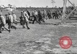 Standbild Army Air Corps Rekruten in der Grundausbildung Saint Petersburg Florida USA, 1942, aus Sekunde 10 historischem Filmmaterial Videoclip 65675057548