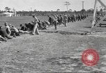 Standbild Army Air Corps Rekruten in der Grundausbildung Saint Petersburg Florida USA, 1942, aus Sekunde 12 historischem Filmmaterial Videoclip 65675057548