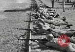 Standbild Army Air Corps Rekruten in der Grundausbildung Saint Petersburg Florida USA, 1942, aus Sekunde 29 historischem Filmmaterial Videoclip 65675057548