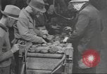 Standbild Neuseeland Lebensmittel für die amerikanischen Soldaten Neuseeland, 1945, aus Sekunde 24 historischem Filmmaterial Videoclip 65675057553