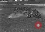 Standbild Gas attack Training für US Army Ersten Weltkrieg United States USA, 1917, aus Sekunde 15 historischem Filmmaterial Videoclip 65675057560