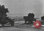 Standbild Gas attack Training für US Army Ersten Weltkrieg United States USA, 1917, aus Sekunde 37 historischem Filmmaterial Videoclip 65675057560
