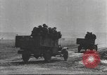 Standbild Gas attack Training für US Army Ersten Weltkrieg United States USA, 1917, aus Sekunde 39 historischem Filmmaterial Videoclip 65675057560