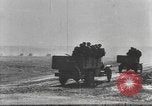 Standbild Gas attack Training für US Army Ersten Weltkrieg United States USA, 1917, aus Sekunde 40 historischem Filmmaterial Videoclip 65675057560
