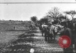 Standbild Gas attack Training für US Army Ersten Weltkrieg United States USA, 1917, aus Sekunde 49 historischem Filmmaterial Videoclip 65675057560