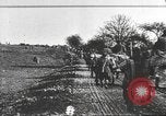 Standbild Gas attack Training für US Army Ersten Weltkrieg United States USA, 1917, aus Sekunde 50 historischem Filmmaterial Videoclip 65675057560