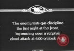 Standbild Gas attack Training für US Army Ersten Weltkrieg United States USA, 1917, aus Sekunde 57 historischem Filmmaterial Videoclip 65675057560