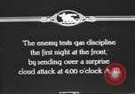 Standbild Gas attack Training für US Army Ersten Weltkrieg United States USA, 1917, aus Sekunde 59 historischem Filmmaterial Videoclip 65675057560