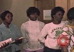 Standbild HUD Wald Höhen Housing Project Mississippi United States USA, 1966, aus Sekunde 34 historischem Filmmaterial Videoclip 65675057576