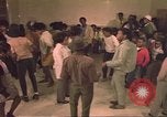 Standbild Housing Project  Mississippi United States USA, 1967, aus Sekunde 27 historischem Filmmaterial Videoclip 65675057577