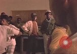 Standbild Housing Project  Mississippi United States USA, 1967, aus Sekunde 31 historischem Filmmaterial Videoclip 65675057577