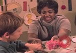 Standbild Housing Project  Mississippi United States USA, 1967, aus Sekunde 47 historischem Filmmaterial Videoclip 65675057577