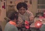 Standbild Housing Project  Mississippi United States USA, 1967, aus Sekunde 55 historischem Filmmaterial Videoclip 65675057577