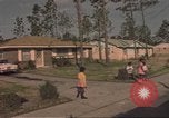 Standbild HUD Housing Project Mississippi United States USA, 1967, aus Sekunde 4 historischem Filmmaterial Videoclip 65675057578