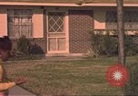 Standbild HUD Housing Project Mississippi United States USA, 1967, aus Sekunde 10 historischem Filmmaterial Videoclip 65675057578