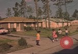 Standbild HUD Housing Project Mississippi United States USA, 1967, aus Sekunde 16 historischem Filmmaterial Videoclip 65675057578