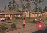 Standbild HUD Housing Project Mississippi United States USA, 1967, aus Sekunde 20 historischem Filmmaterial Videoclip 65675057578