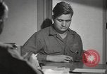 Standbild Zweiten Weltkrieg psychiatrische Opfer Brentwood New York USA, 1948, aus Sekunde 5 historischem Filmmaterial Videoclip 65675057581