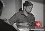 Standbild Zweiten Weltkrieg psychiatrische Opfer Brentwood New York USA, 1948, aus Sekunde 12 historischem Filmmaterial Videoclip 65675057581