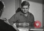 Standbild Zweiten Weltkrieg psychiatrische Opfer Brentwood New York USA, 1948, aus Sekunde 15 historischem Filmmaterial Videoclip 65675057581