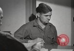 Standbild Zweiten Weltkrieg psychiatrische Opfer Brentwood New York USA, 1948, aus Sekunde 40 historischem Filmmaterial Videoclip 65675057581