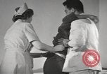 Standbild psychiatrische Betreuung von Zweiten Weltkrieg Opfer Brentwood New York USA, 1948, aus Sekunde 33 historischem Filmmaterial Videoclip 65675057587
