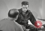 Standbild psychiatrische Betreuung von Zweiten Weltkrieg Opfer Brentwood New York USA, 1948, aus Sekunde 56 historischem Filmmaterial Videoclip 65675057587