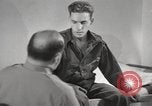 Standbild psychiatrische Betreuung von Zweiten Weltkrieg Opfer Brentwood New York USA, 1948, aus Sekunde 62 historischem Filmmaterial Videoclip 65675057587