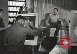 Standbild Ergotherapie Zweiten Weltkrieg geistige Opfer Brentwood New York USA, 1948, aus Sekunde 12 historischem Filmmaterial Videoclip 65675057588