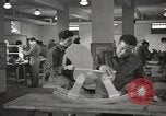 Standbild Ergotherapie Zweiten Weltkrieg geistige Opfer Brentwood New York USA, 1948, aus Sekunde 36 historischem Filmmaterial Videoclip 65675057588