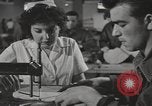 Standbild Ergotherapie Zweiten Weltkrieg geistige Opfer Brentwood New York USA, 1948, aus Sekunde 40 historischem Filmmaterial Videoclip 65675057588