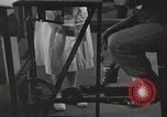 Standbild Ergotherapie Zweiten Weltkrieg geistige Opfer Brentwood New York USA, 1948, aus Sekunde 43 historischem Filmmaterial Videoclip 65675057588