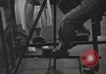 Standbild Ergotherapie Zweiten Weltkrieg geistige Opfer Brentwood New York USA, 1948, aus Sekunde 44 historischem Filmmaterial Videoclip 65675057588