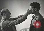 Standbild Hypnose für Zweiten Weltkrieg psychische Patienten Brentwood New York USA, 1948, aus Sekunde 38 historischem Filmmaterial Videoclip 65675057590