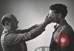 Standbild Hypnose für Zweiten Weltkrieg psychische Patienten Brentwood New York USA, 1948, aus Sekunde 44 historischem Filmmaterial Videoclip 65675057590