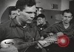 Standbild Zweiten Weltkrieg PTSD Opfer Brentwood New York USA, 1948, aus Sekunde 9 historischem Filmmaterial Videoclip 65675057594