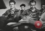 Standbild Zweiten Weltkrieg PTSD Opfer Brentwood New York USA, 1948, aus Sekunde 26 historischem Filmmaterial Videoclip 65675057594