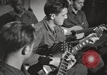 Standbild Zweiten Weltkrieg PTSD Opfer Brentwood New York USA, 1948, aus Sekunde 41 historischem Filmmaterial Videoclip 65675057594