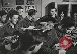 Standbild Zweiten Weltkrieg PTSD Opfer Brentwood New York USA, 1948, aus Sekunde 52 historischem Filmmaterial Videoclip 65675057594