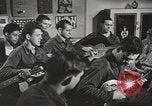 Standbild Zweiten Weltkrieg PTSD Opfer Brentwood New York USA, 1948, aus Sekunde 55 historischem Filmmaterial Videoclip 65675057594