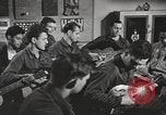 Standbild Zweiten Weltkrieg PTSD Opfer Brentwood New York USA, 1948, aus Sekunde 56 historischem Filmmaterial Videoclip 65675057594