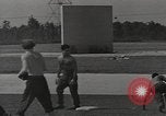 Standbild Entlastung des Zweiten Weltkrieg psychiatrische Opfer Brentwood New York USA, 1948, aus Sekunde 29 historischem Filmmaterial Videoclip 65675057595