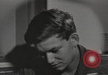 Standbild Entlastung des Zweiten Weltkrieg psychiatrische Opfer Brentwood New York USA, 1948, aus Sekunde 44 historischem Filmmaterial Videoclip 65675057595
